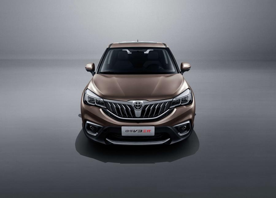  Brilliance V3 S 2017 года  (фото 6 из 16)